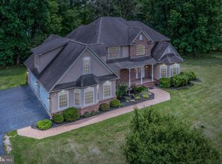 163 Riverside Dr, Elkton, MD 21921