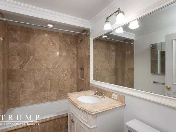 502 Park Avenue image 13 of 15