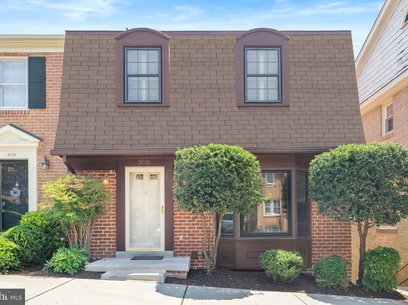 3031 Federal Hill Dr, Falls Church, VA 22044