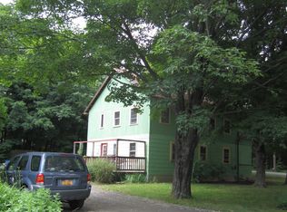 26 Randle Ct, Saugerties, NY 12477