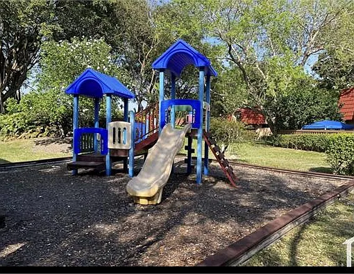 8074 Severn Dr — Photo 26