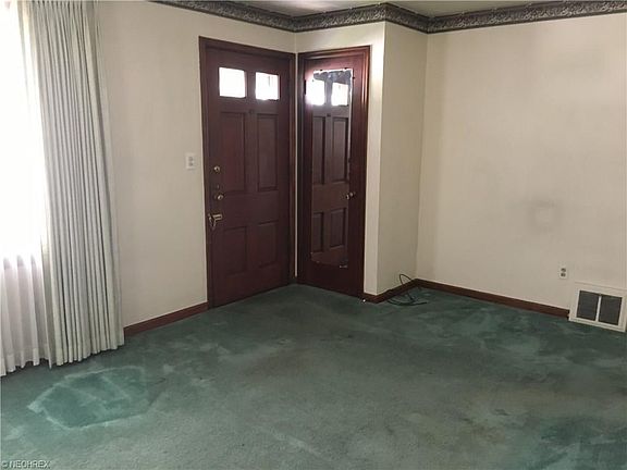 2nd image of 1721 West Ave