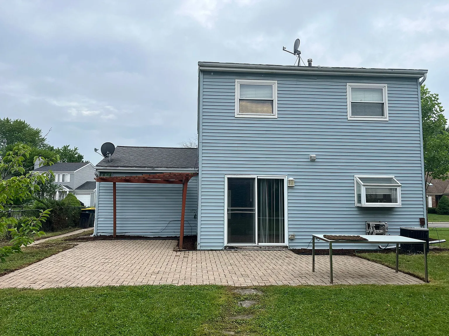 3 bed, 1293 sqft, $2,600 — Photo 4