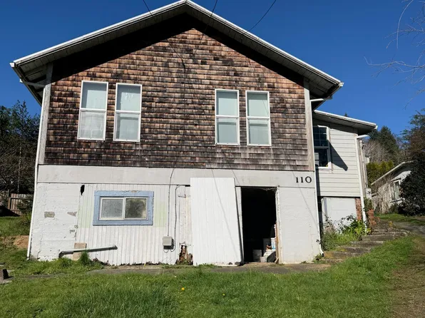 110 Driftwood Ave, Garibaldi, OR 97118