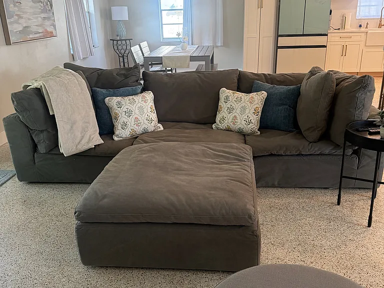 4704 Telfair Dr — Photo 2