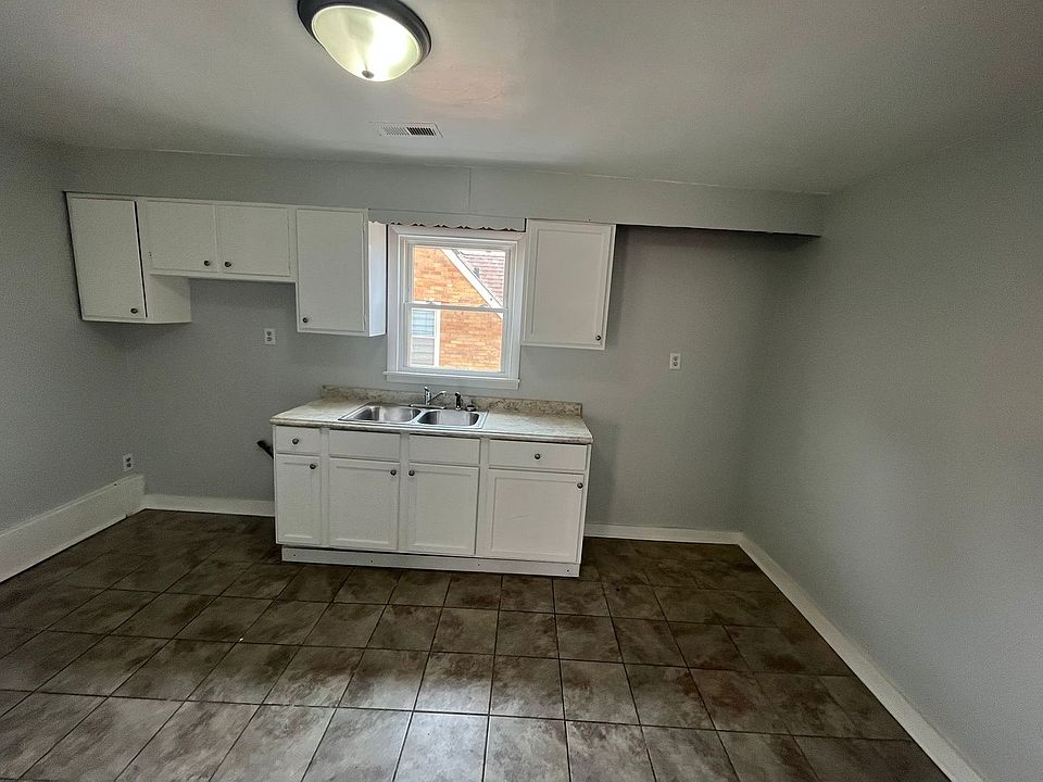 1st image of 4924 Walsh Ave APT 2