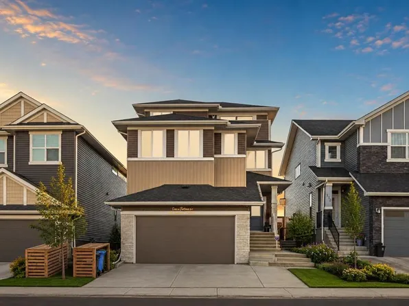 116 N Ambleside Cres NW, Calgary, AB T3P 1S6