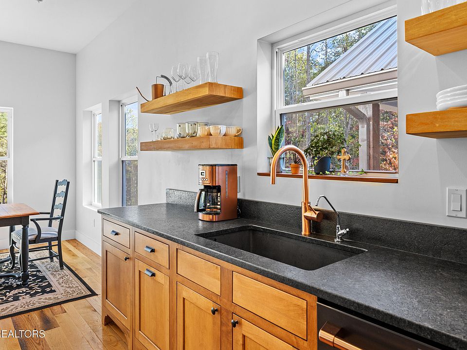 16th image of this home