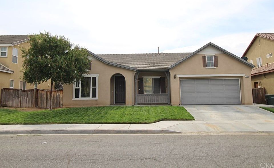 1st image of 2856 Tuberose Dr