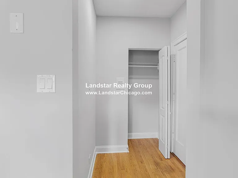 1527 W Estes Ave #5B — Photo 3