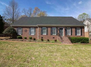 88 Woodgrove Dr, Jackson, TN 38305