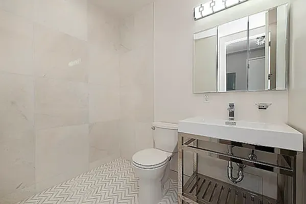 Rented by Aventana | media 15