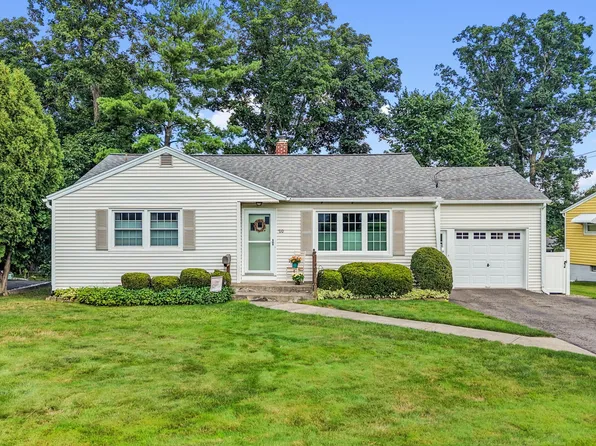 710 University Ave, Endwell, NY 13760