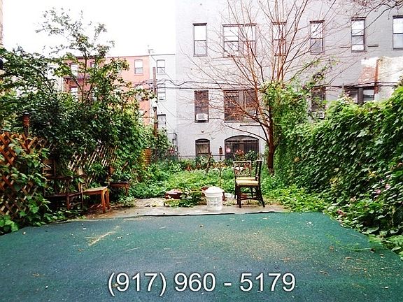 4th image of 204 Putnam Ave #1