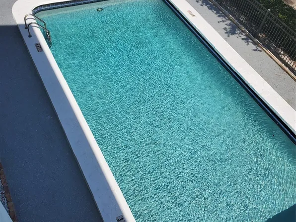 1021 NE 24th Avenue #30, Pompano Beach, FL 33062