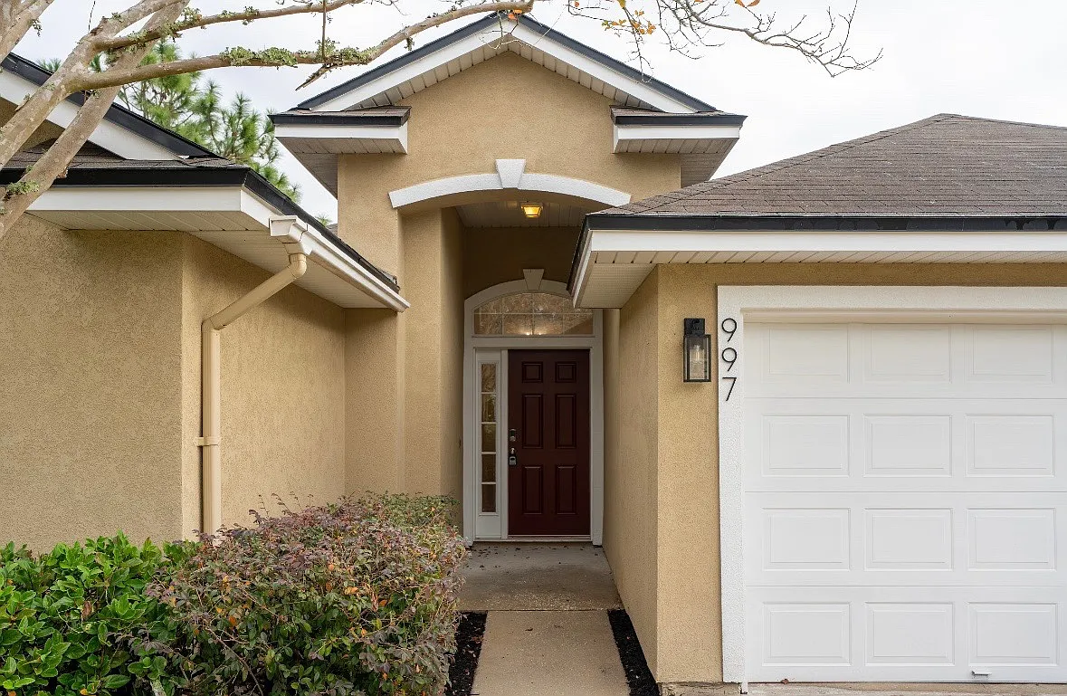 Building Photo - Oak Arbor Cir