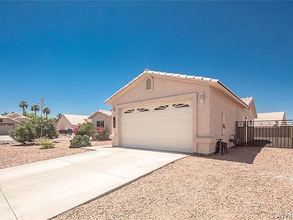 3rd image of 1966 E Havasu Lake Dr