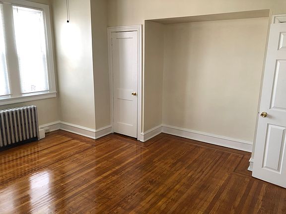 4th image of 1756 Georges Ln Floor 2