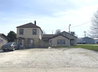 214 N Oak St, Chebanse, IL 60922