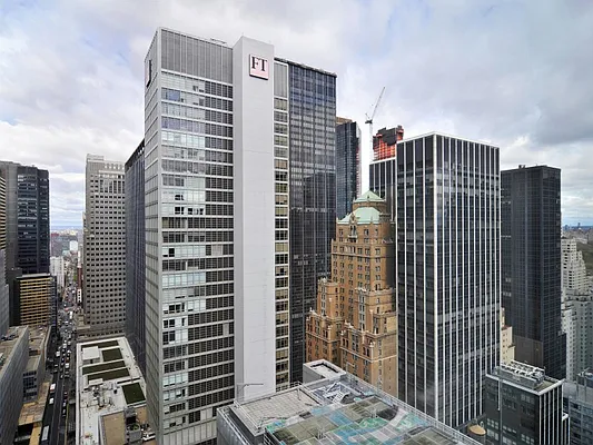 Sold by Sotheby's International Realty | media 23