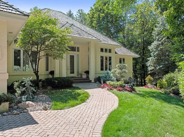 2106 Sugarwood Dr, Long Lake, MN 55356