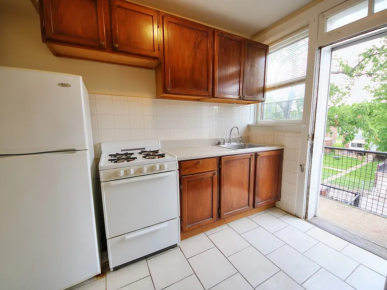 Apartment for Rent in Bevo Mill — Photo 16
