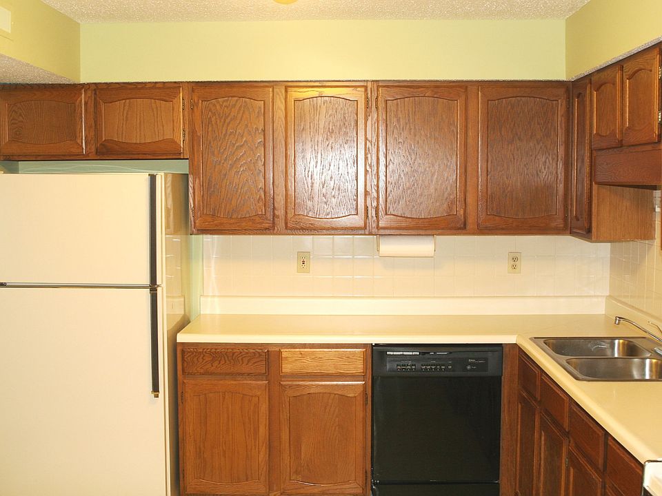 Eat-In Kitchen...Refrigerator Included!