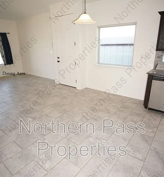14380 Tobe Davis — Photo 9