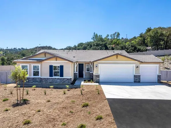27967 Evergreen Way, Valley Center, CA 92082