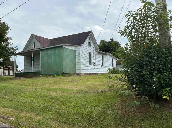 77 Grace Ave, Masontown, WV 26542
