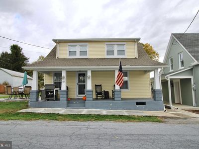18 S Queen St, Maytown, PA, 17550