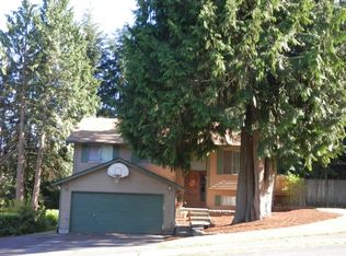 341 NW 73rd St, Bremerton, WA 98311