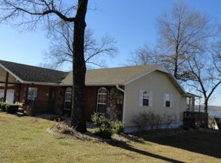 33 Chinkapin Ln, Kimberling City, MO 65686
