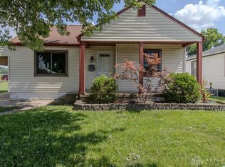 27 Hillview Ave, Miamisburg, OH 45342