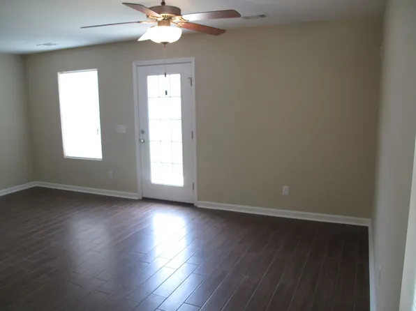 115 Conner Loop, Richmond Hill, GA 31324