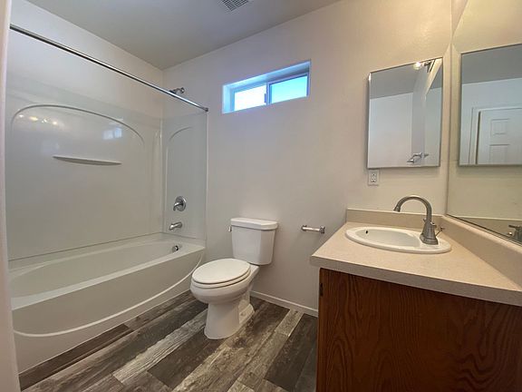 4th image of 7925 Winken Ct