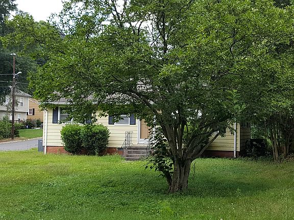3rd image of 318 N Briggs Ave