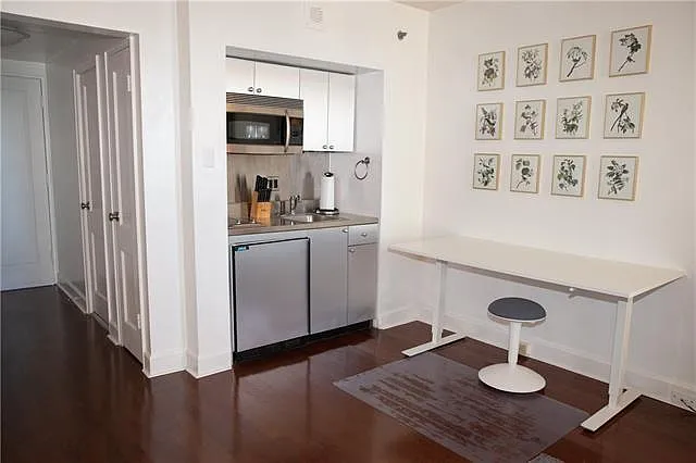 1205 Saint Charles Ave #706 — Photo 3
