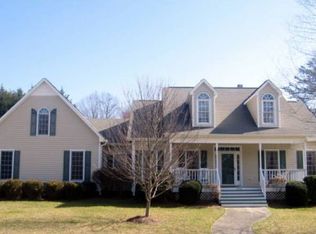 3935 Bridal Crossing Ct, Winston Salem, NC 27106
