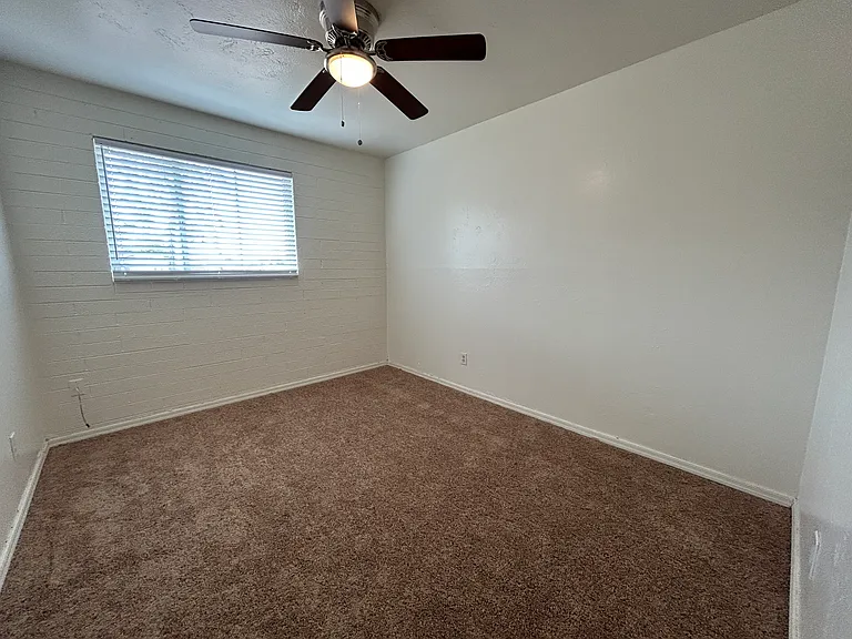 5132 W Osborn Rd — Photo 12