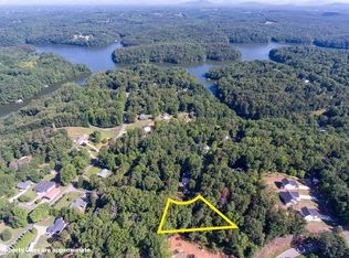 3703 Lakeview Dr, Gainesville, GA 30501