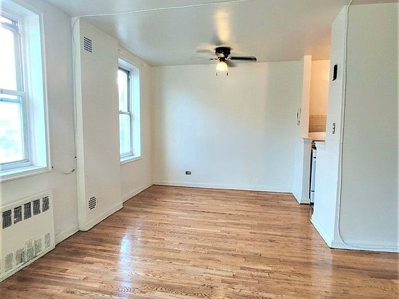 4th image of 2501 Morris Ave #5H