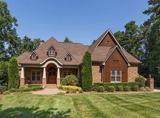 2205 Metcalf Dr, Sherrills Ford, NC 28673