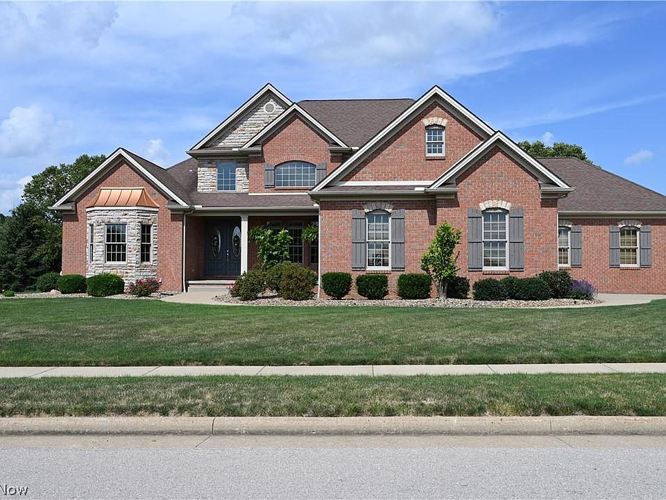 1st image of 310 Royal Birkdale Dr