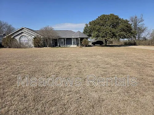 2904 Spring Valley Rd Photo 1