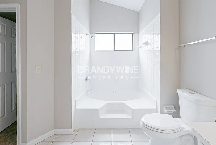 3363 Hampstead Dr — Photo 17