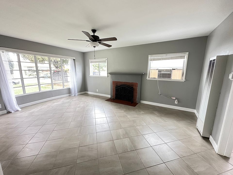 1st image of 364 Barthe Dr