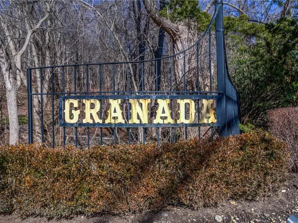 2 Granada Crescent #5, White Plains, NY 10603