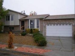 3878 S Valley Forge Rd, Salt Lake City, UT 84044