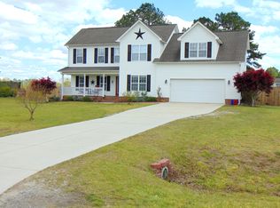 248 Core Rd, Richlands, NC 28574